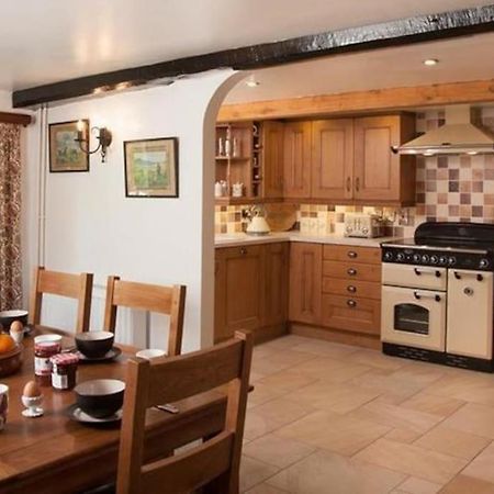 Scenic Welsh Cottage In The Brecon Beacons Crickhowell Zewnętrze zdjęcie