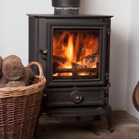 Scenic Welsh Cottage In The Brecon Beacons Crickhowell Zewnętrze zdjęcie